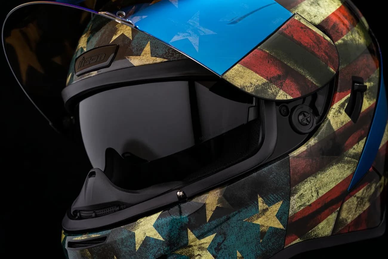 Casco ICON Airform Old Glory Casco ICON Airform Old Glory